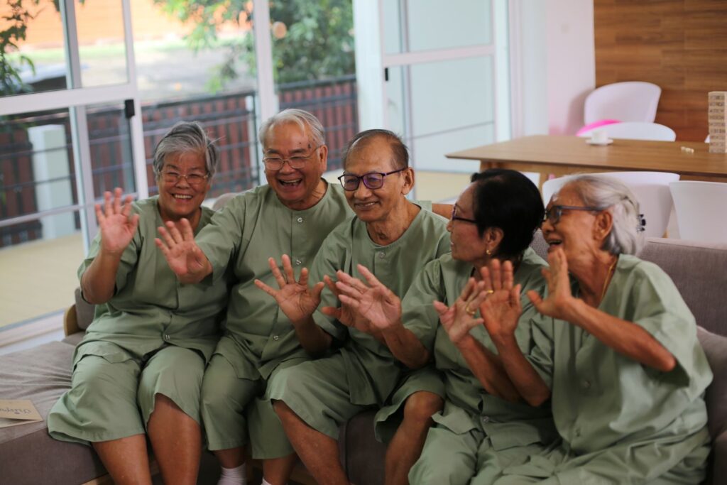 ศูนย์รับดูแลผู้สูงอายุระหว่างวัน Day care